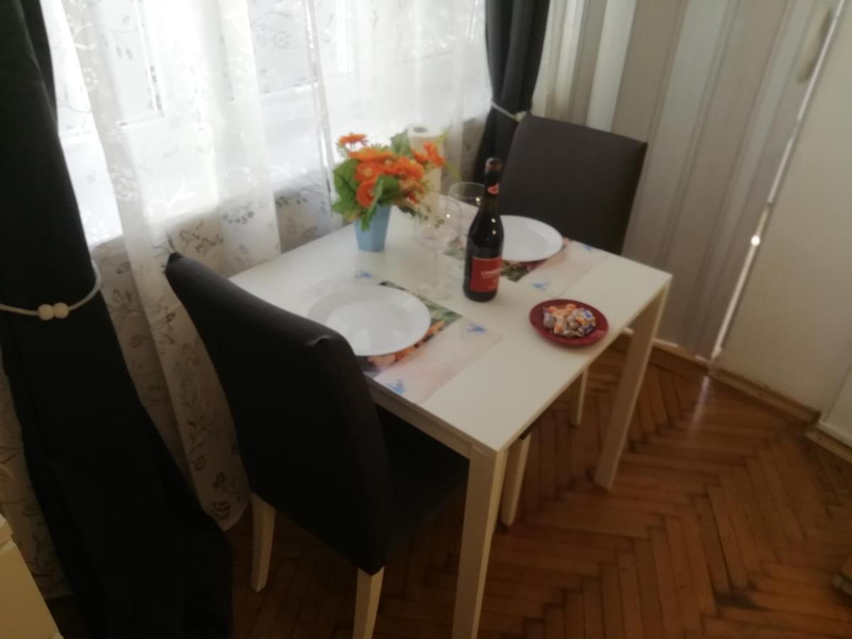 Studio Ultracentral Universitatea Бухарест Экстерьер фото